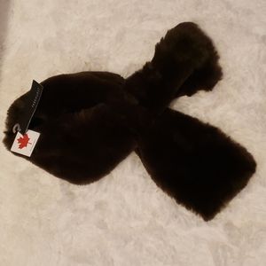 Ladies beaver scarf